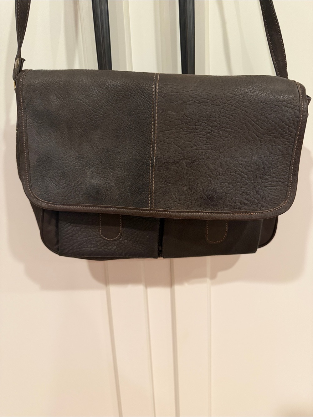Classic Dark Brown Leather-Style Shoulder Bag with Adjustable Strap